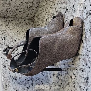 Brian Atwood pumps US sz 10